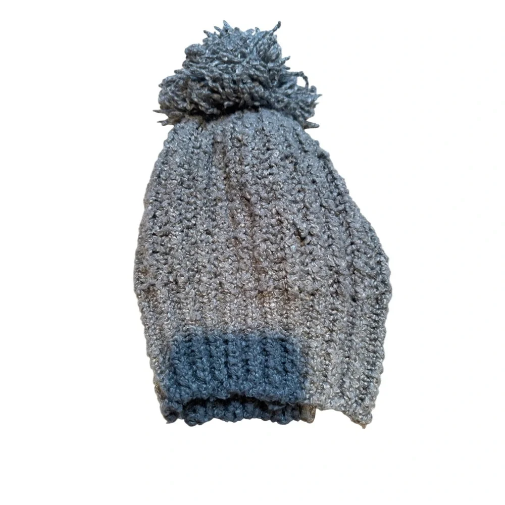 CC Beanie Bundle Lot of 3‎ Cable Knit Pom Pom Hats Gray Multi Black Womens